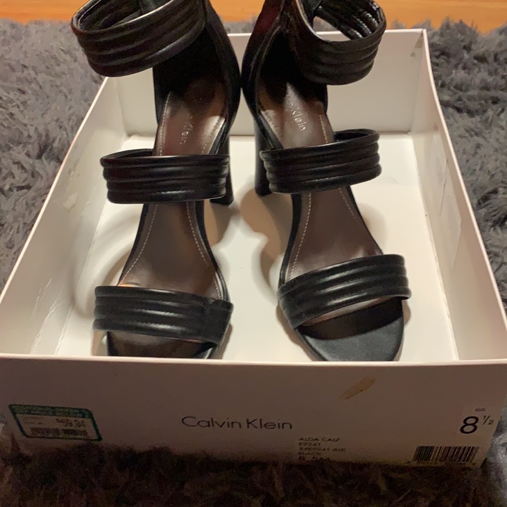 Calvin Klein Alda Calf Sandal Pumps • Size 8.5 - Picture 2 of 4